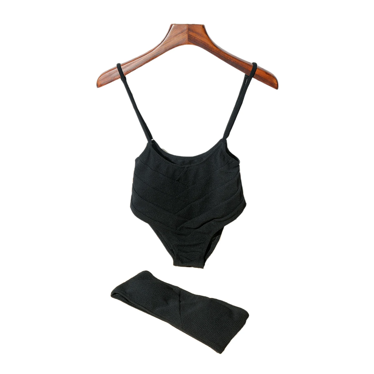 Женский летний комплект бикини однотонный топ с открытой спиной и стринги