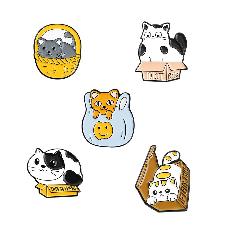 

Animal Series Jewelry Creative Hiding Cat Enamel Brooch Women Girl Enamel Label Pins Hat Badge