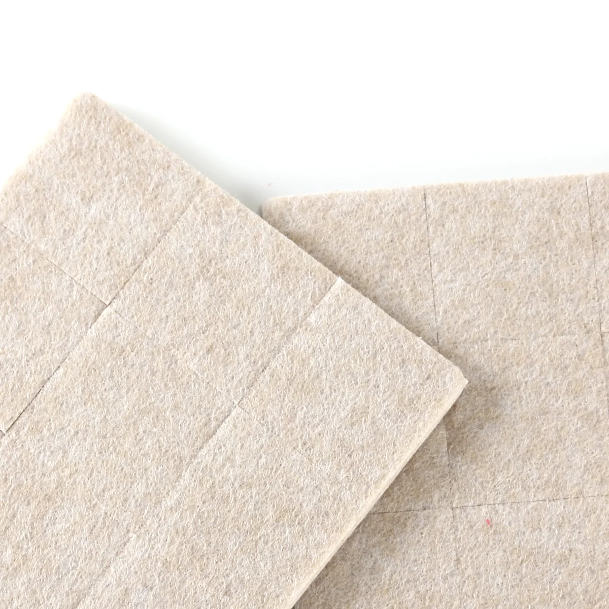 

18pcs 2.7cm Square Felt Pads Floor Protector Pad for Table Chair Furniture
