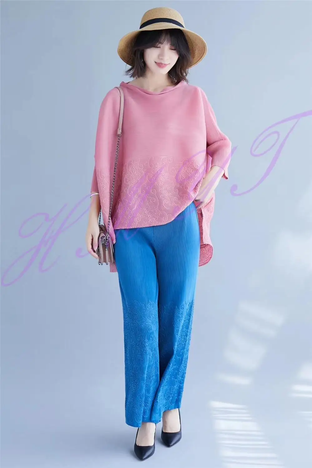 

HOT SELLING Miyake new Style slash neck three quarter Asymmetry T-shirt in the fold ankle-length pants two-piece outfit IN STOCK