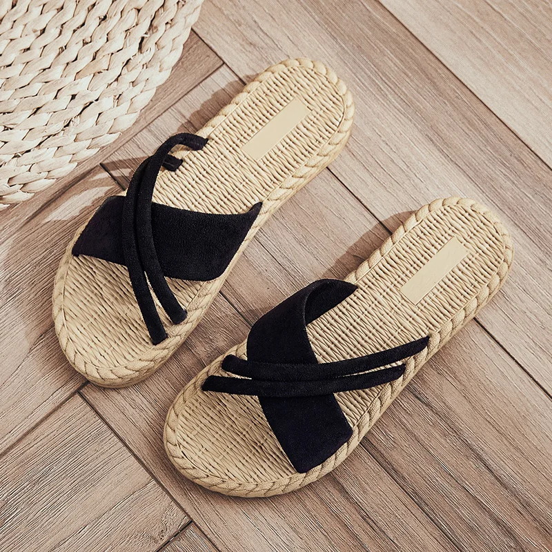 

Flip- Flops Outer Wear Flat Fashion Sandals and Slippers Ins Tide Flat Soft Non-slip Beach Shoes 's Summer New Women Flip Flops
