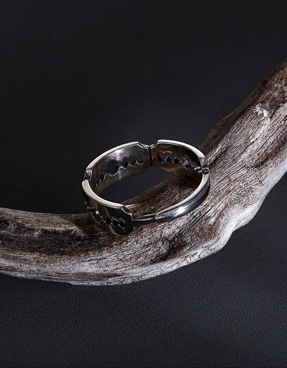 

Fashion Hollow Irregular Shape Jewelry 925 Sterling Silver for Women Ring Unisex Couple Adjustable Ring Party Jewelry