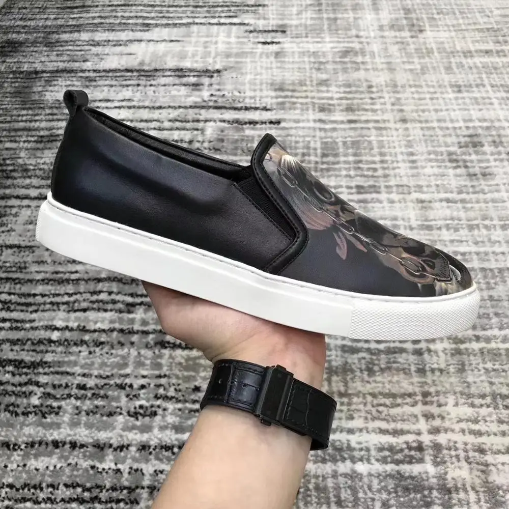 Мокасины мужские без застежки дизайнерские лоферы плоская подошва с черепом