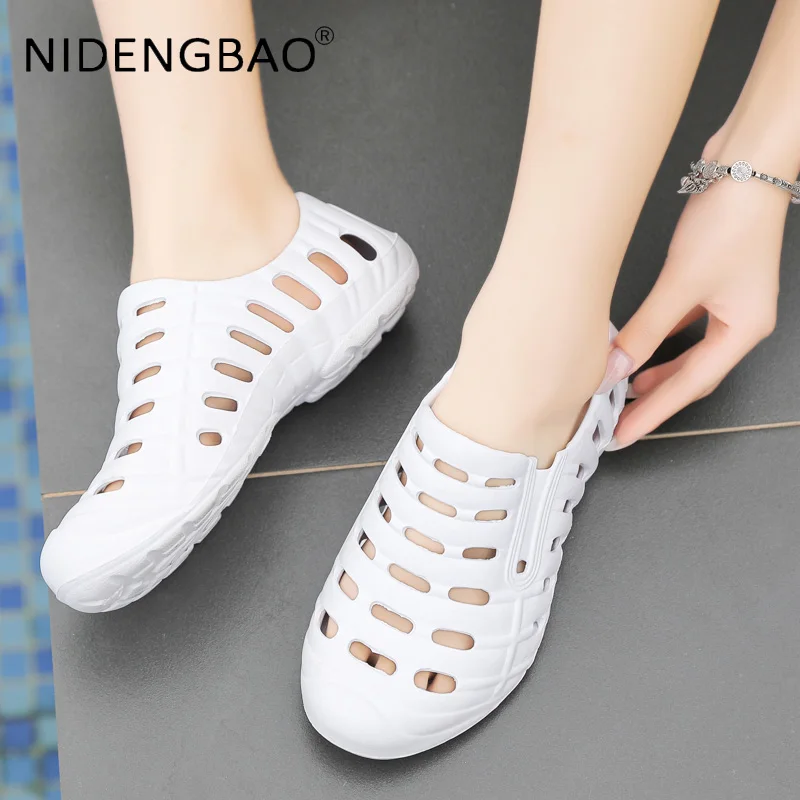 Women Beach Sandals Men Water Shoes Quick Dry Soft Lightweight Summer Hollow Gardener Footwear River Sea Pool Swimming Shoes