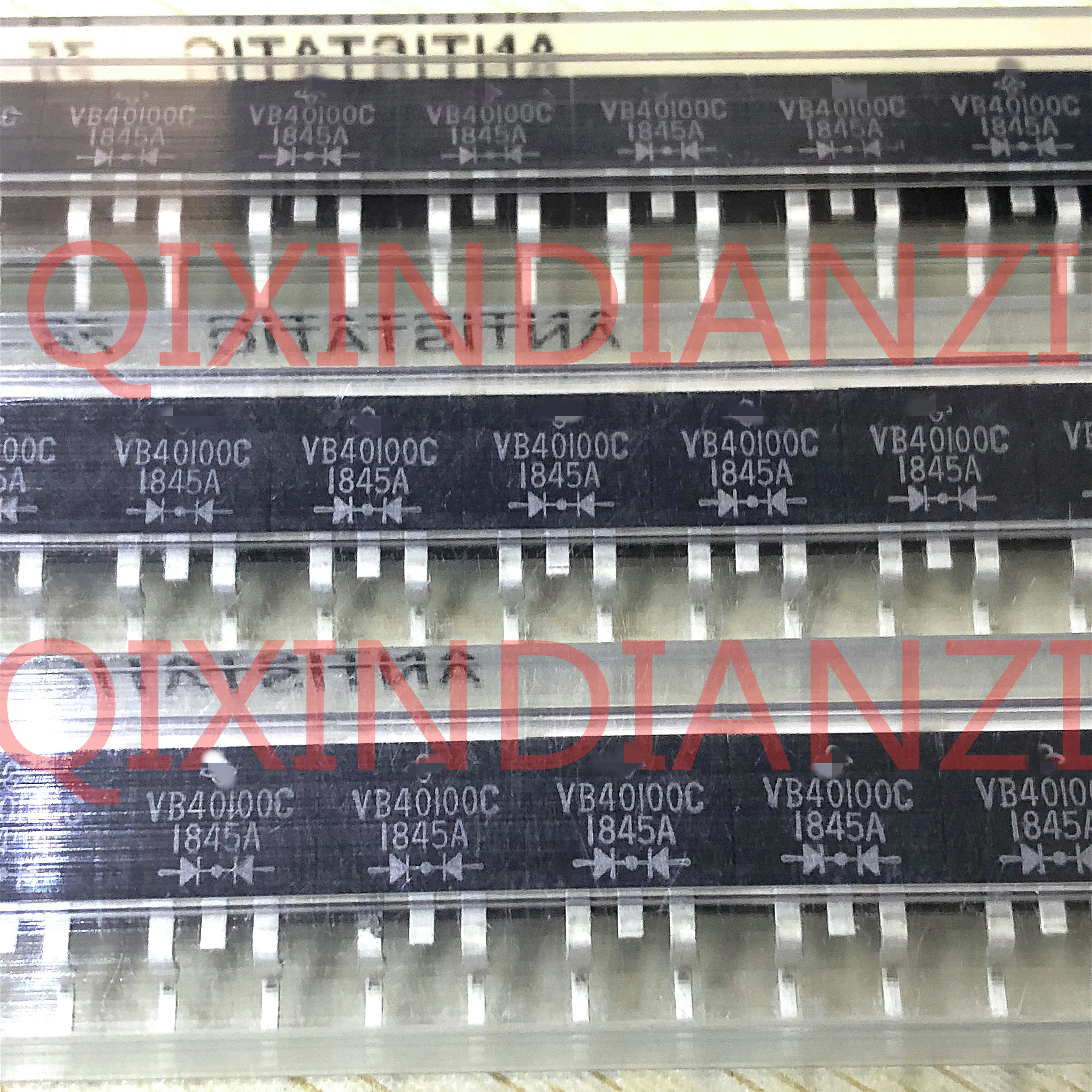 

10pcs / lot new Schottky diode vb40100c-e3 / 4W package to-263 vb40100c-e3 / 4W