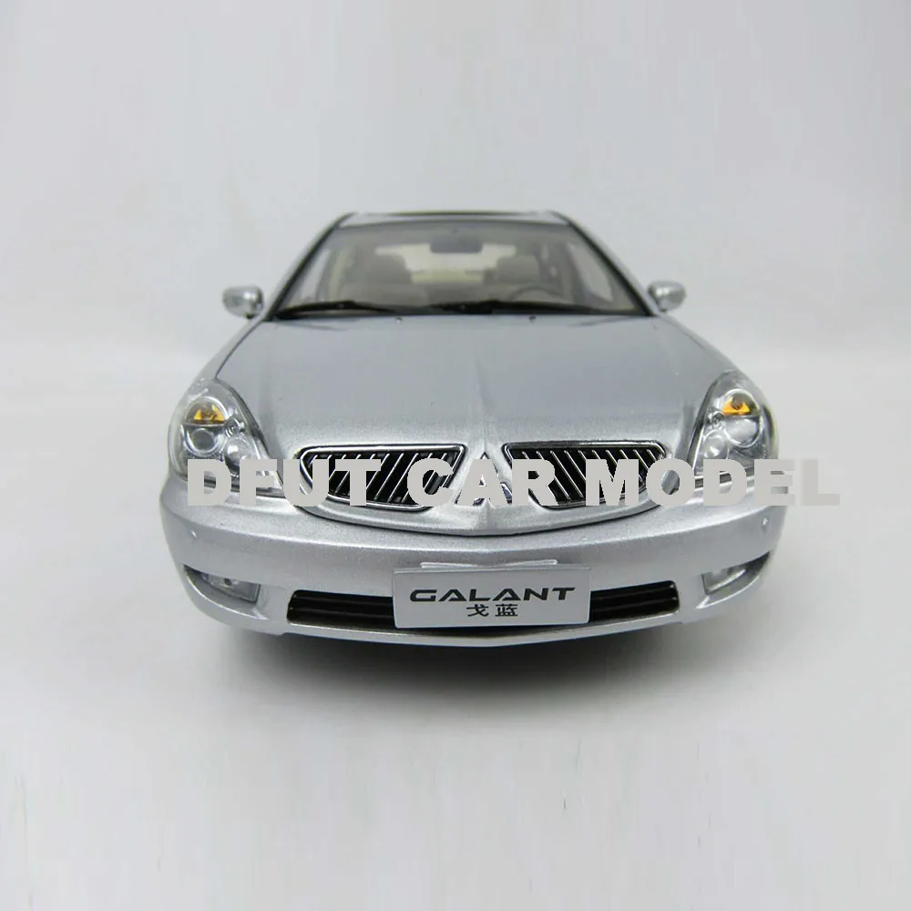 1:18 игрушечный автомобиль из сплава GALANT модель детского игрушечного автомобиля