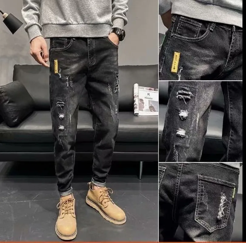 

Men's Jeans Elastic Force Badge Appliques Ripped Casual Men Slim Straight DenimPants Fashion New Man Denim Trousers Size 28-38