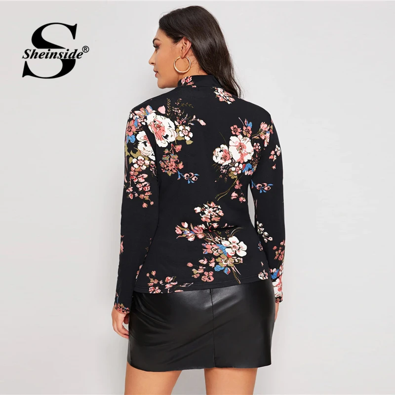 Sheinside размера плюс Цветочный принт со стоячим воротником футболка Для женщин осень Повседневное узкие Футболка женские эластичные отделка верха