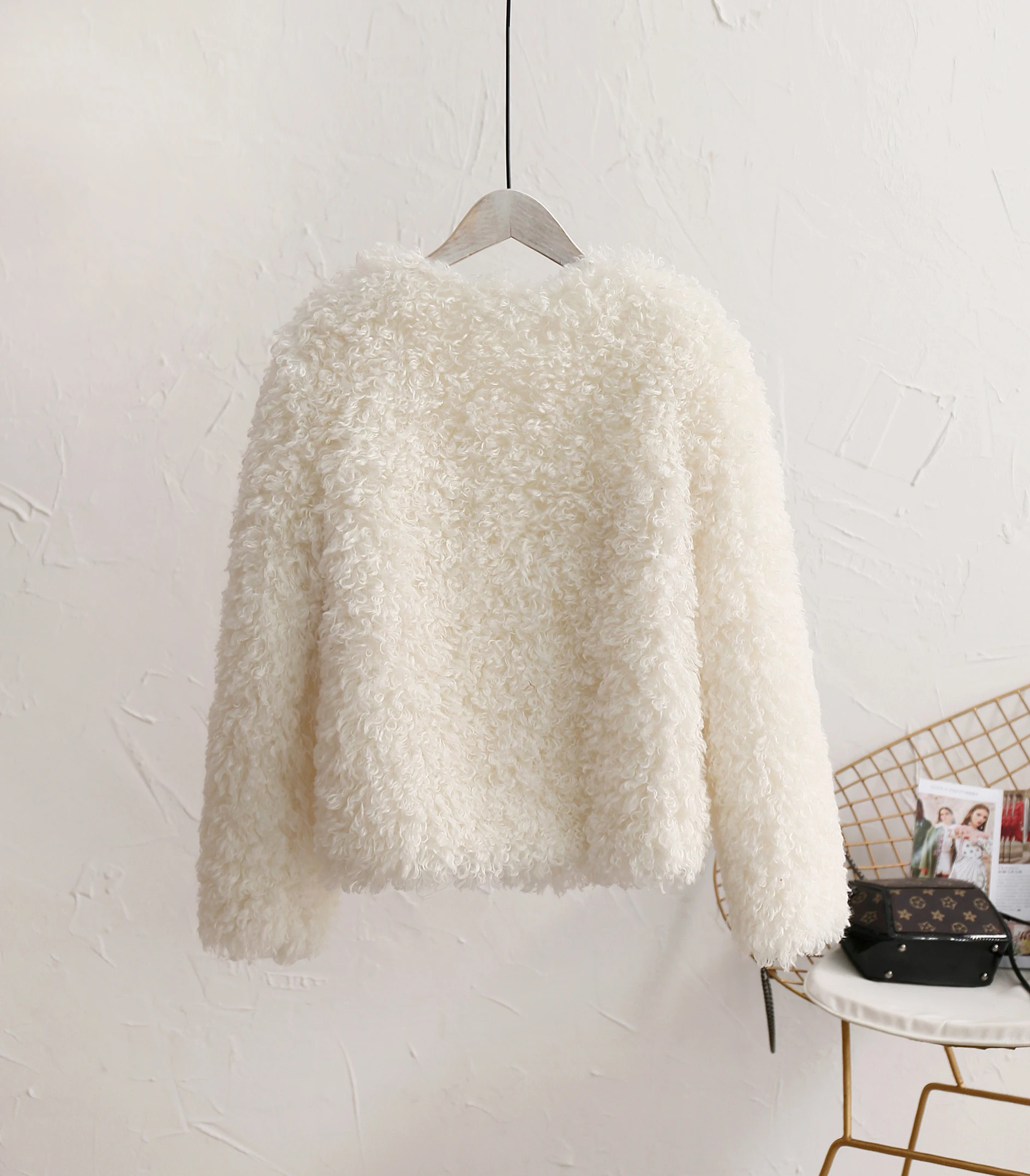 2019 однотонные зимние искусственные меховые пальто из овечьей шерсти женские