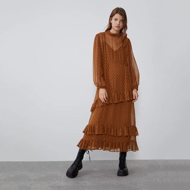 Женское длинное платье ZA коричневое ламинатное в горошек с круглым вырезом и