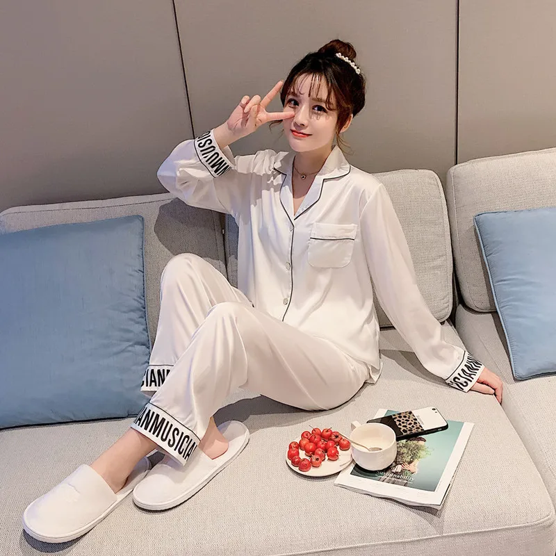 

Female Spring Autumn 2PCS Pajamas Suit Cute Caetoon Bear Print Shirt&Pant Nightwear Full Sleeve Sleepwear Casual Rayon Home Wear