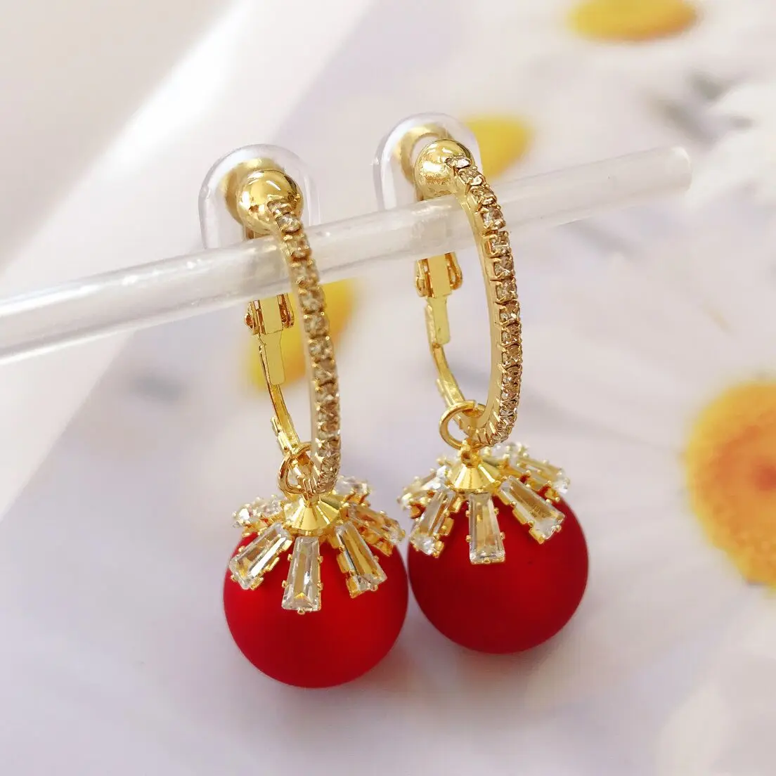 

WENHQ High Quality Geometric Clip on Earrings No Pierced Elegant Bridal Wedding Red Pearl Rhinestone CZ Ear Cuff Hoop Earrings