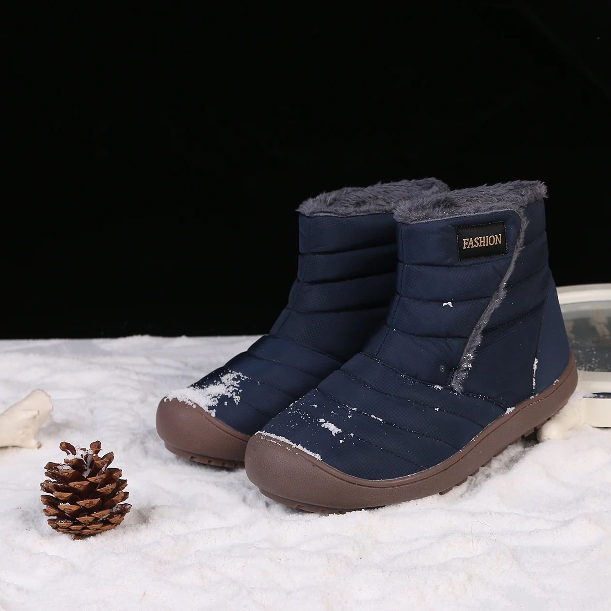 

Hot Sale Men's Australia Classic Snow Winter Boots New Ankle Knee Designer Booties Warm Martin Shoes Chestnut Big Size 36-46