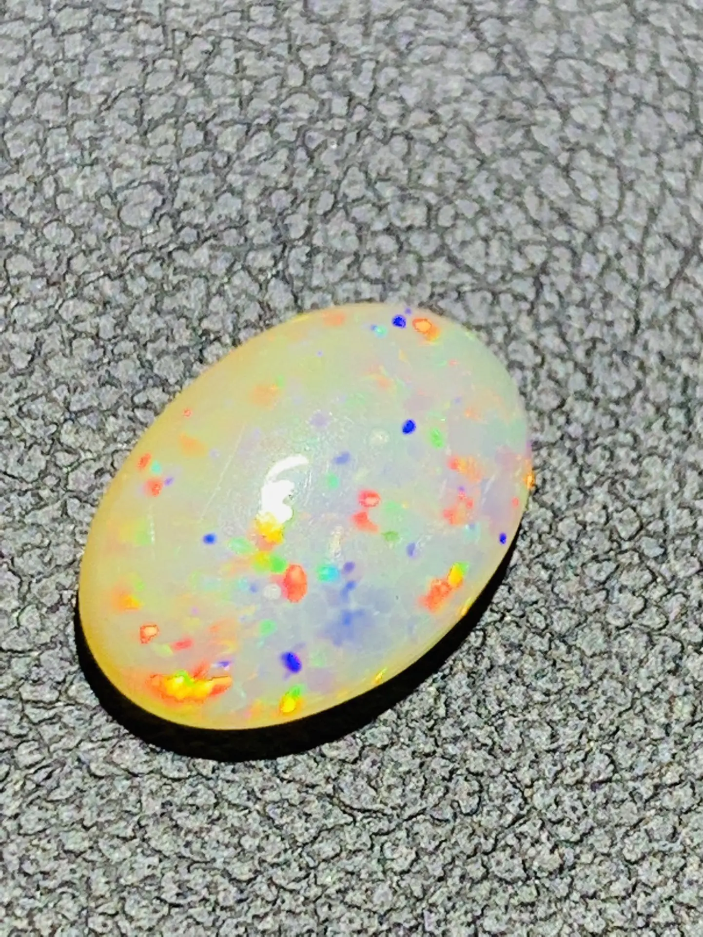 Pure natural opal can be inlaid with rings or pendants 1-3 carats colourful luster oval accessories gem jewelry sieraden bague