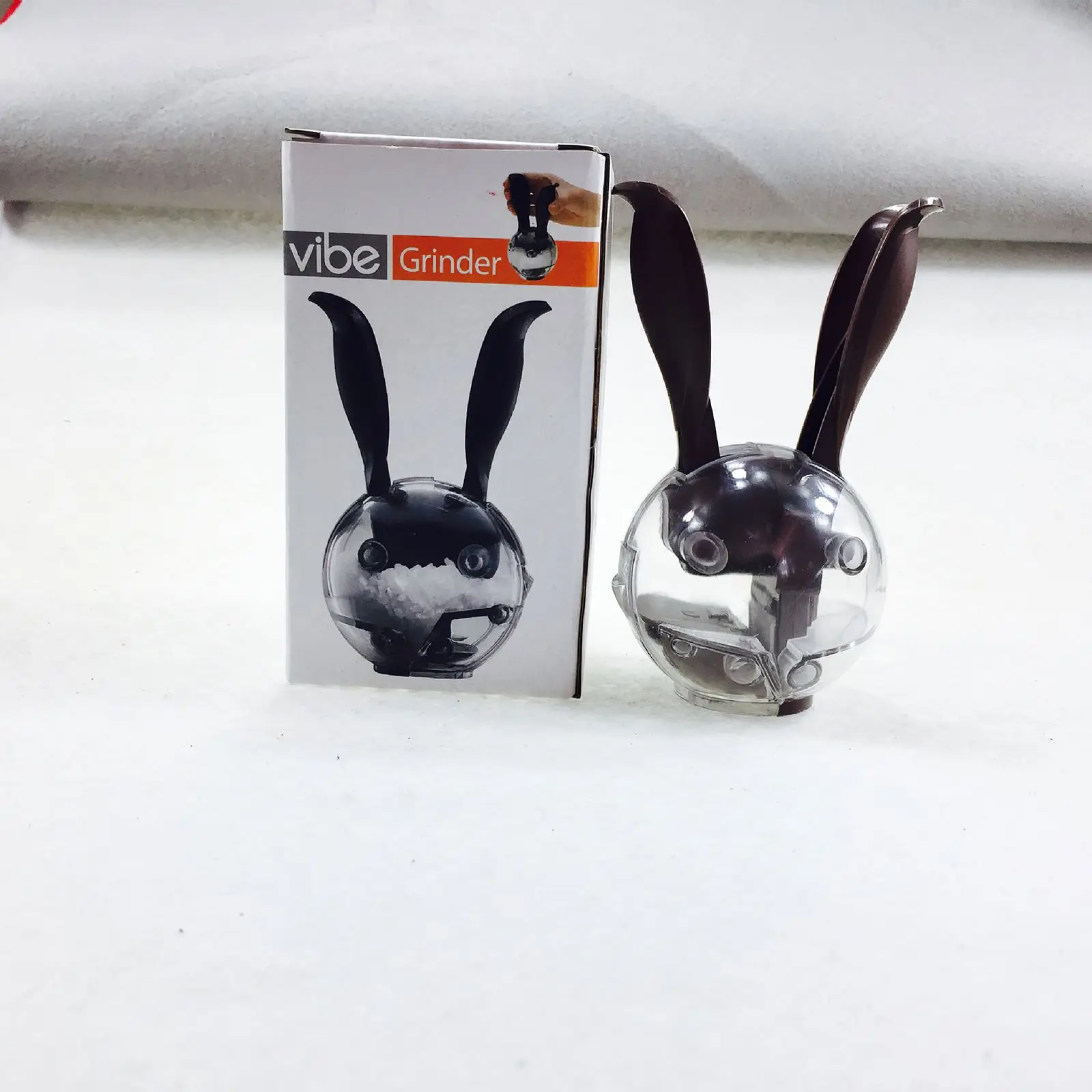 

Pepper Grinder Black Rabbit Shape Manual Salt and Pepper Mill Grinder Spice Shakers Kitchen Tools Accessories for Cooking