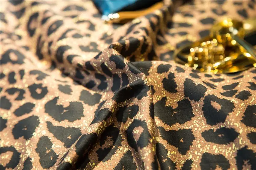 

Luxury Egyptian cotton Leopard Brown Bedding Set Queen King size Bohemia Duvet/Quilt Cover Bed sheet Set Silky Soft Bedclothes