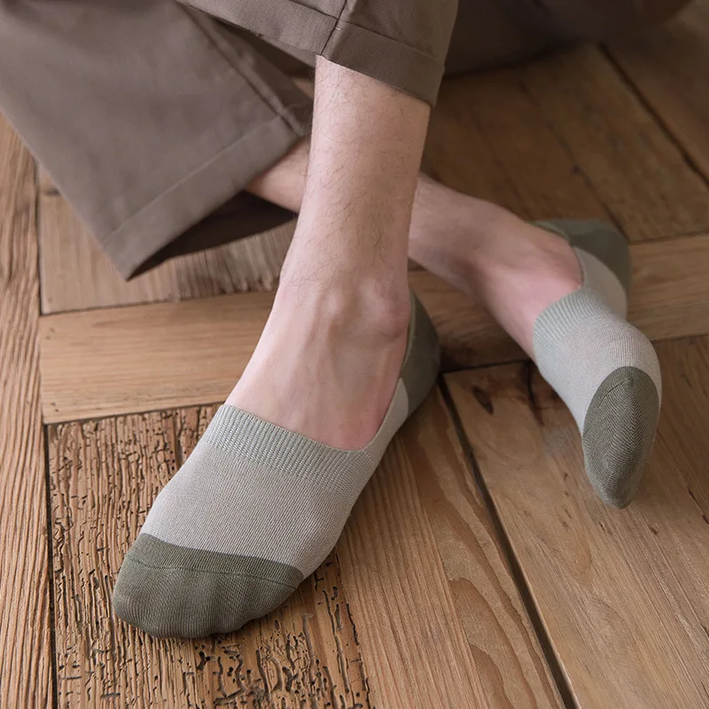 

Men's Bamboo Fiber Invisible Boat Socks Non Slip Silicone Back Breathable Deodorant Casual Socks