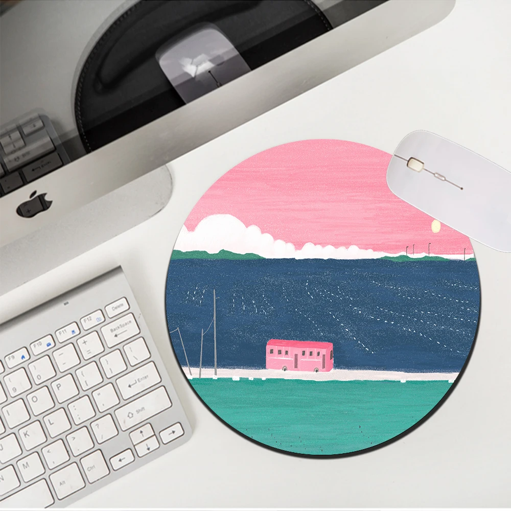 

MRGLZY, Прямая поставка, креативный милый маленький коврик для мыши Genshin, противоударный коврик для мыши, коврик для настольного компьютера из ...