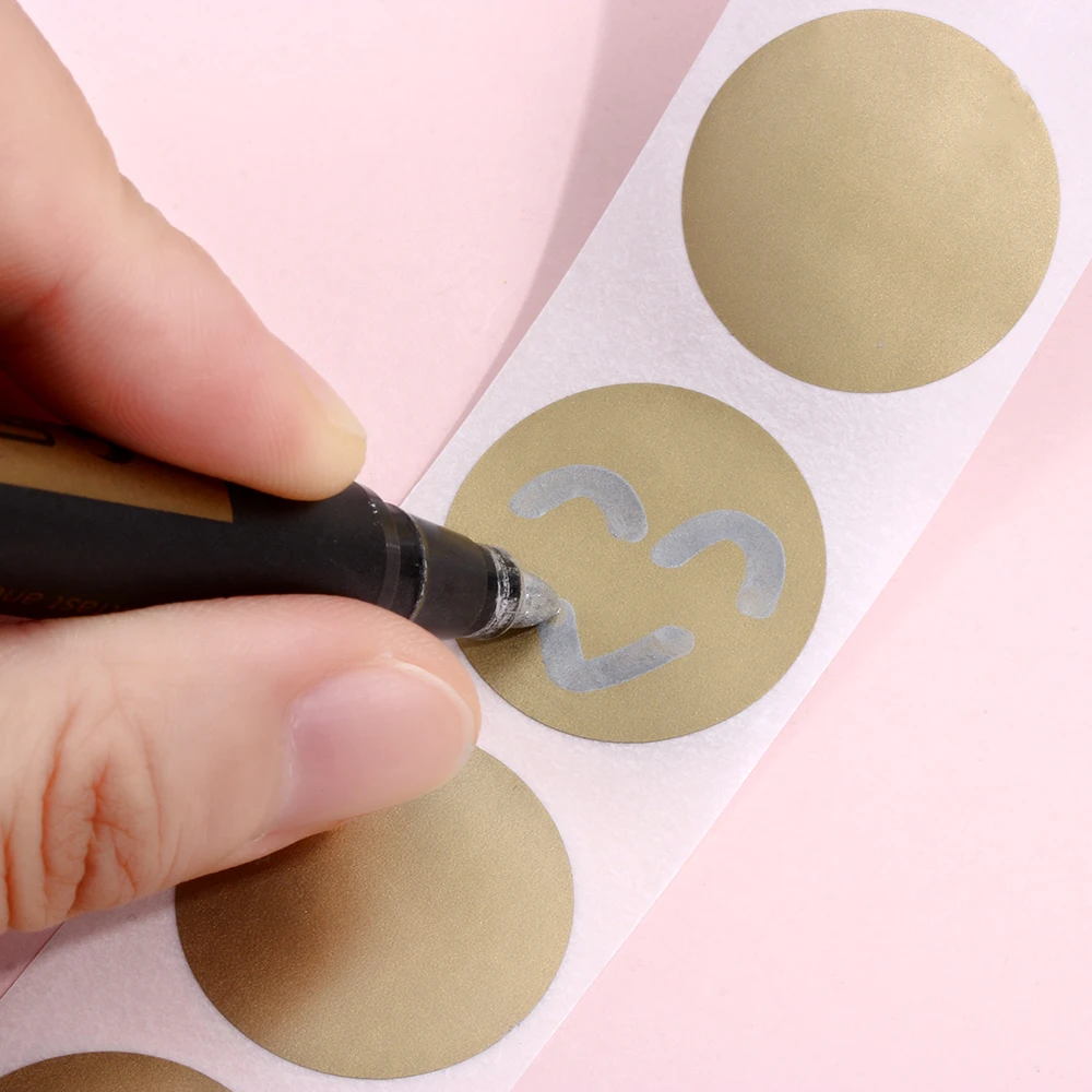

1 Roll 500pcs Round/Heart Scratch Off Stickers 1 Inch Scratch Off Labels Sticker for Party Activity Favors Stationery Sticker