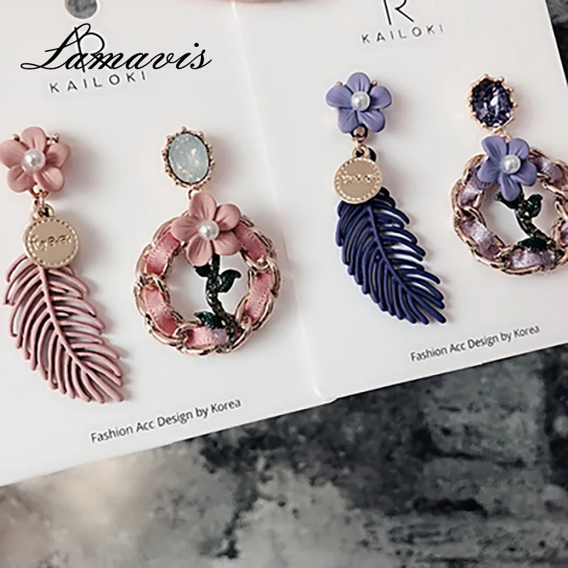 Женские универсальные ассиметричные серьги в стиле ретро длинные с листьями и