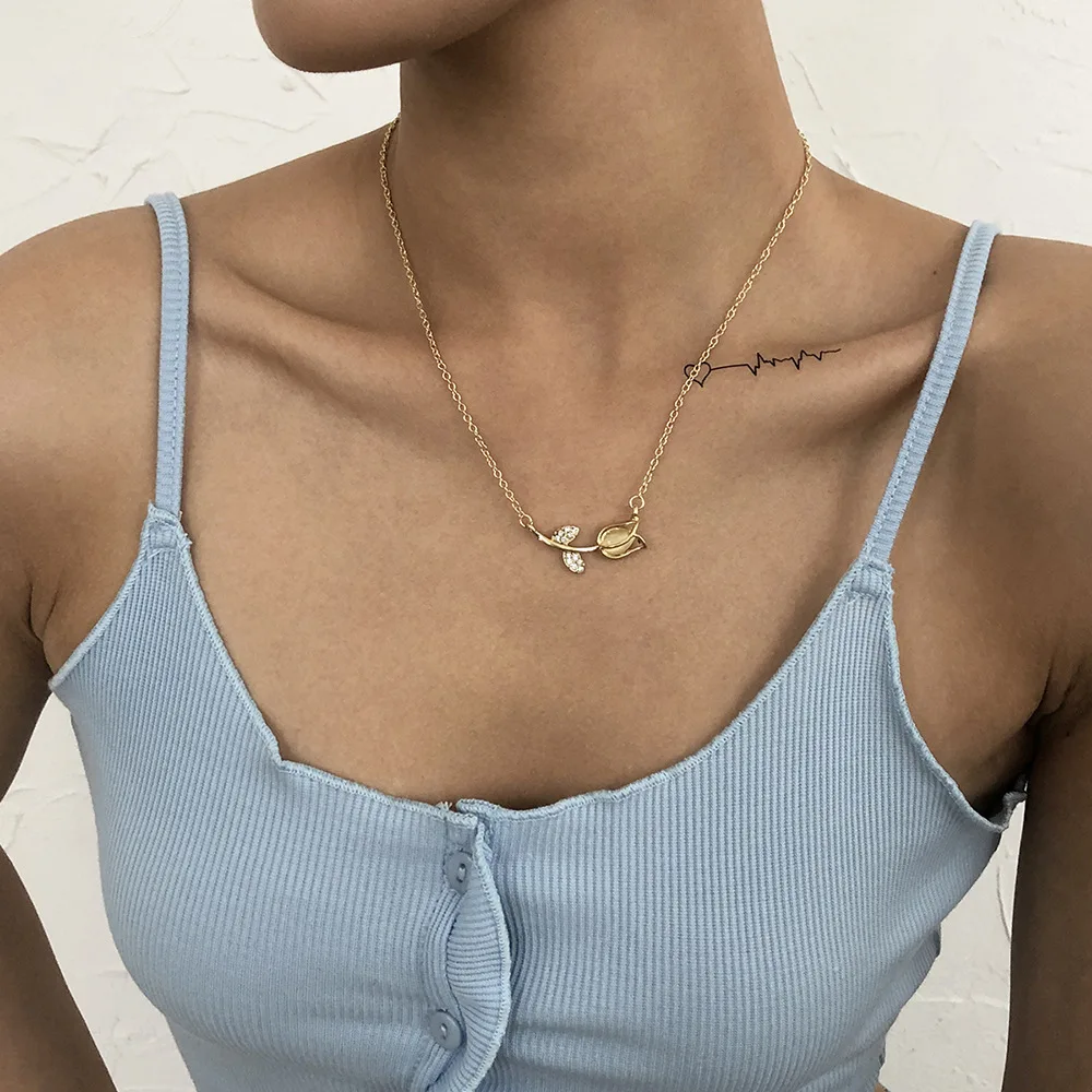 

WG Retro Simple Micro Inlaid Clavicle Chain Necklace Fashion Tulip Elegance Flower Necklace Pendant Jewelry
