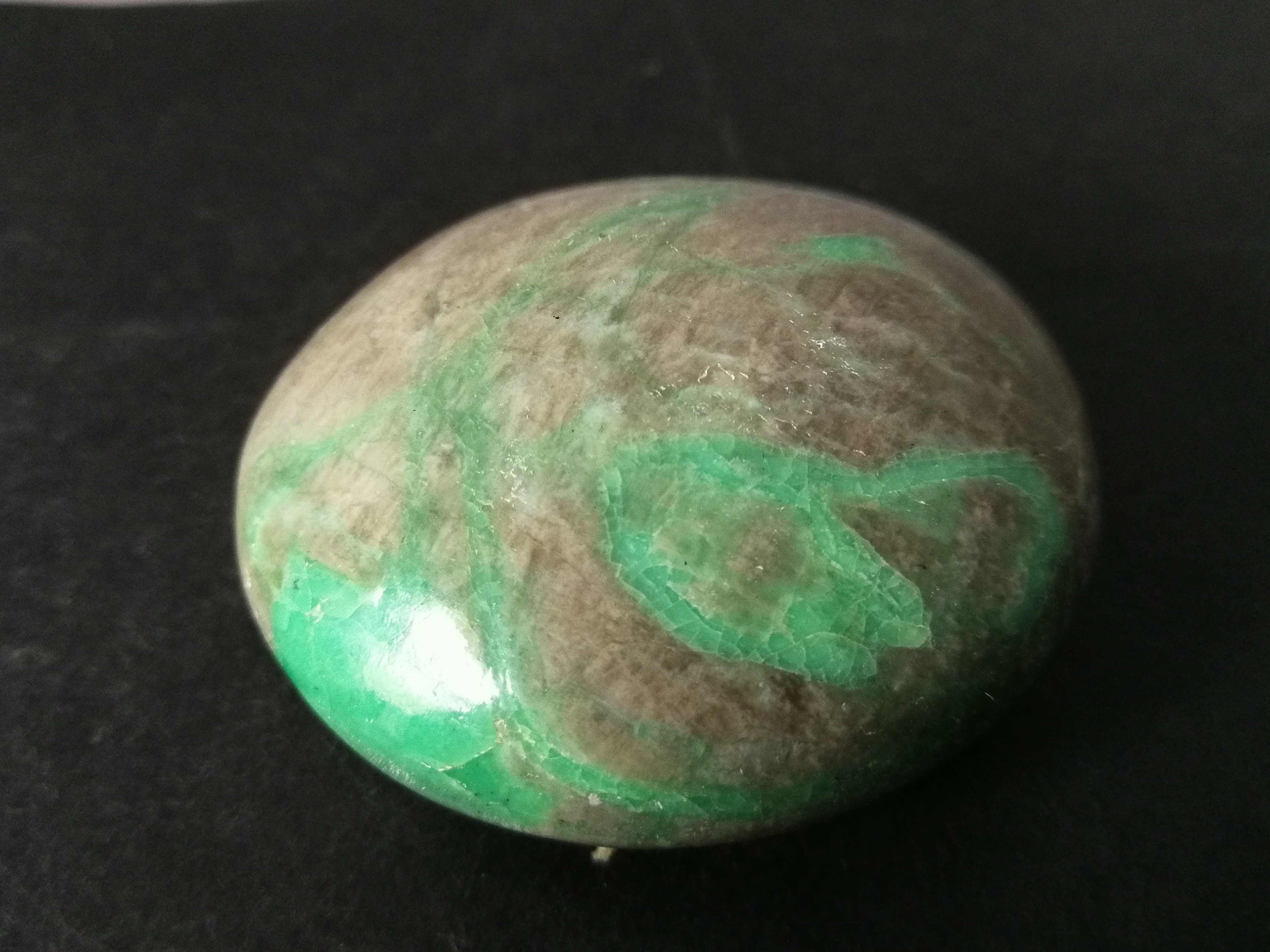 

Натуральный зеленый лунный камень, 122 г, полированный кварцевый кристалл, пальмовый камень, образец минерала, исцеляющий Кристалл Рейки, укр...