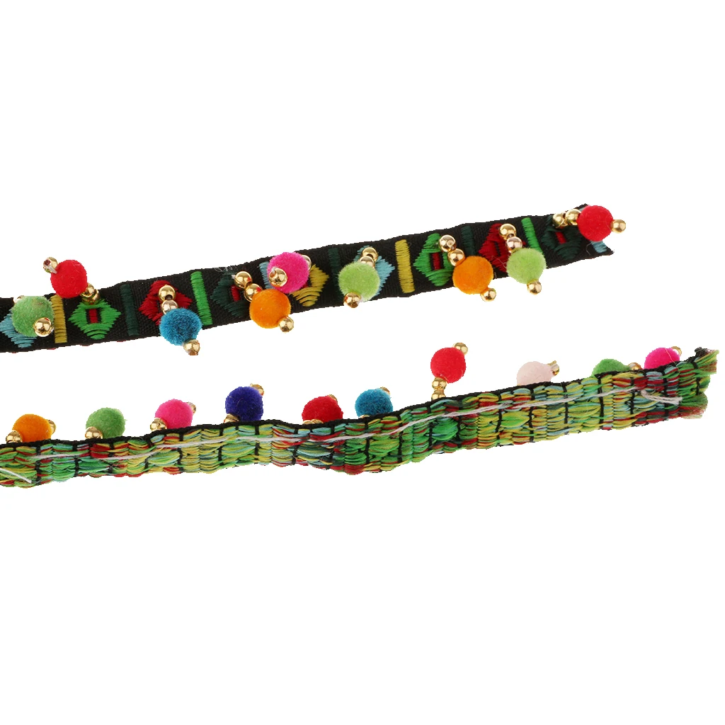 Комплект одежды из 2 предметов в богемном стиле с цветными шариками и бахромой |