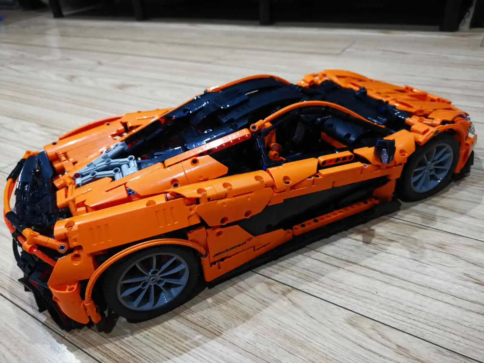 DHL модель 20087 года MOC-16915 mlaren P1 функция двигателя набор строительных блоков