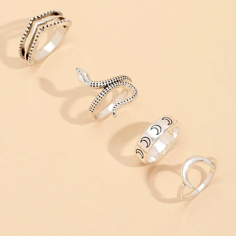 

Jewelry Gifts Women Personality Snake Crescent Index Finger Ring