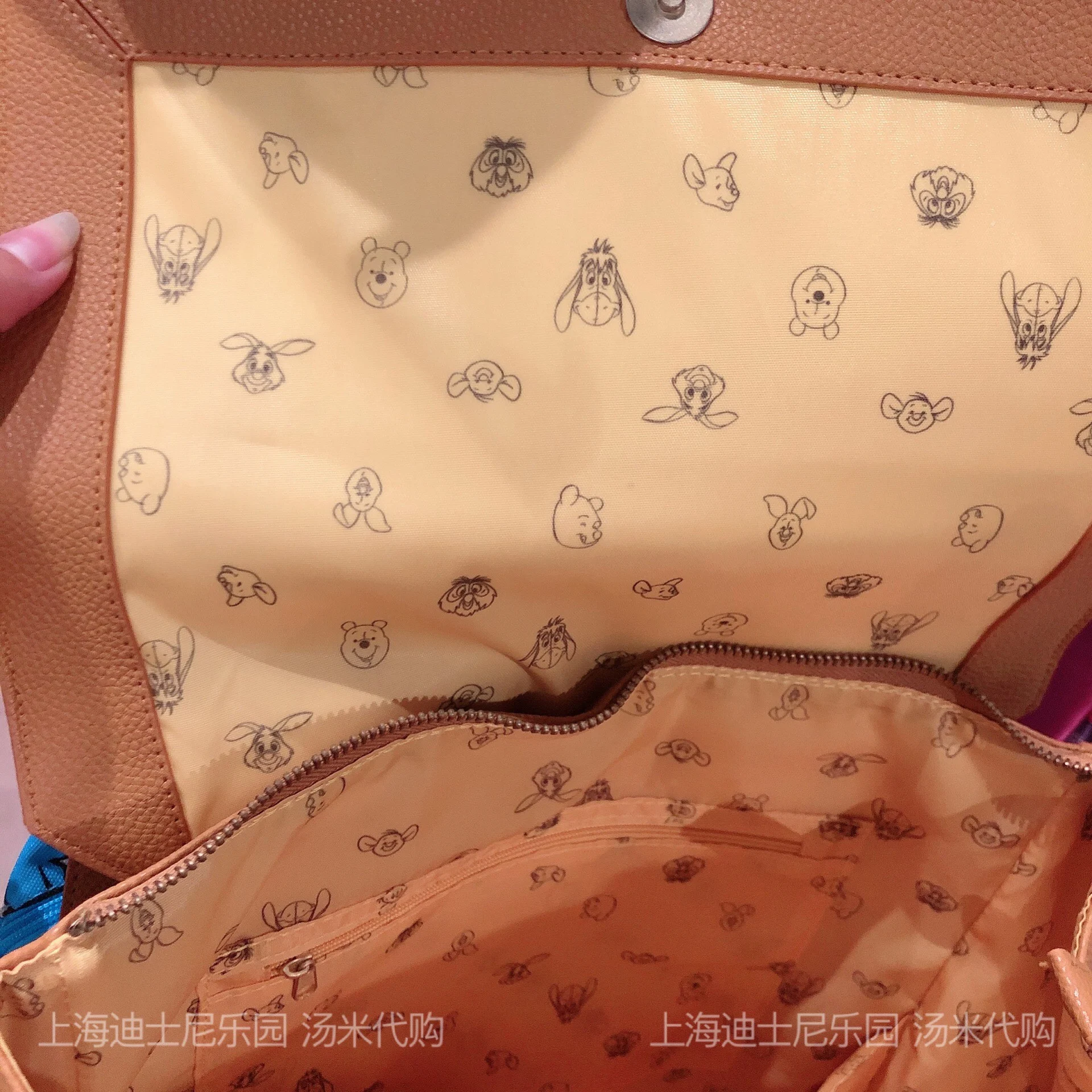 

Disney laptop backpack leisure travel backpack walnling wownkikong backpack large capacity computer bag