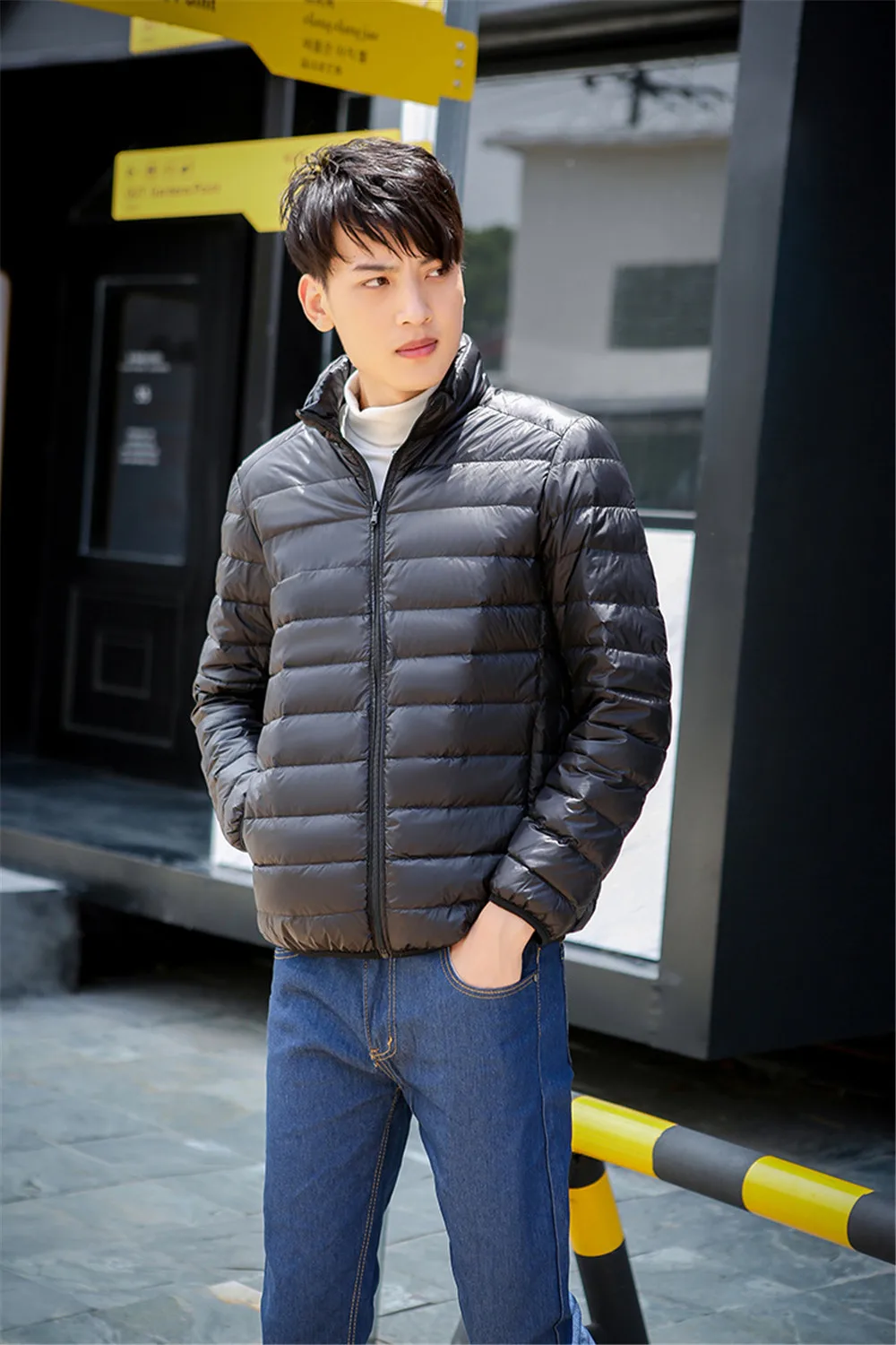 

Lightweight Down Jacket Men Stand-Up Collar 2020 Winter New Middle-Aged And Young Men's Korean Version Loose Men's Down Jacket