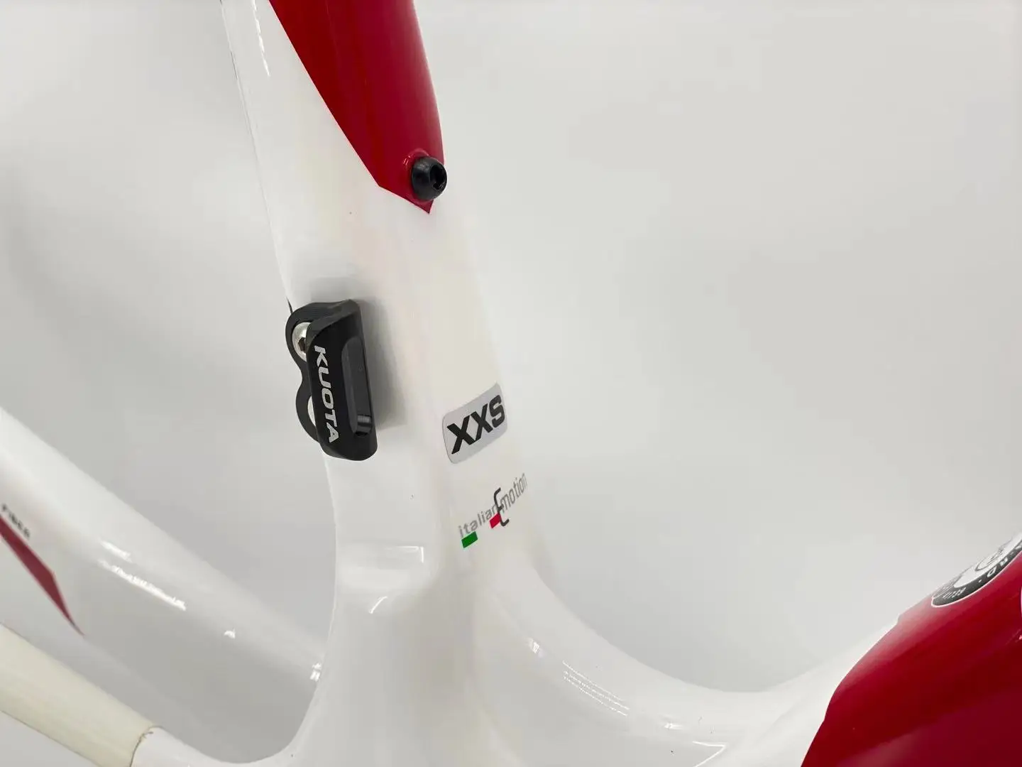 

Ltaly Kuota Khan Road car frame original