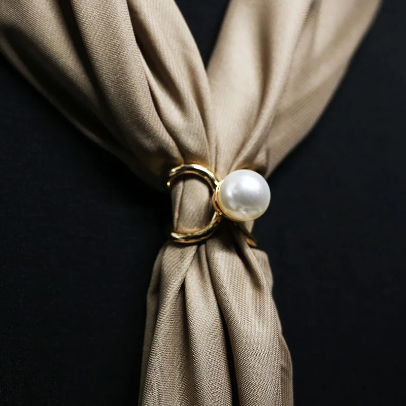 2019 корейская мода Шелковый шарф Пряжка жемчуг аксессуары Броши для женщин