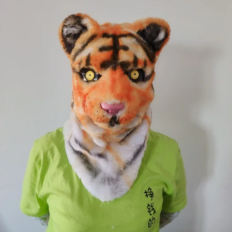 Космак с подвижным ртом и лисьей головой животное панда тигр Хаски орангутан