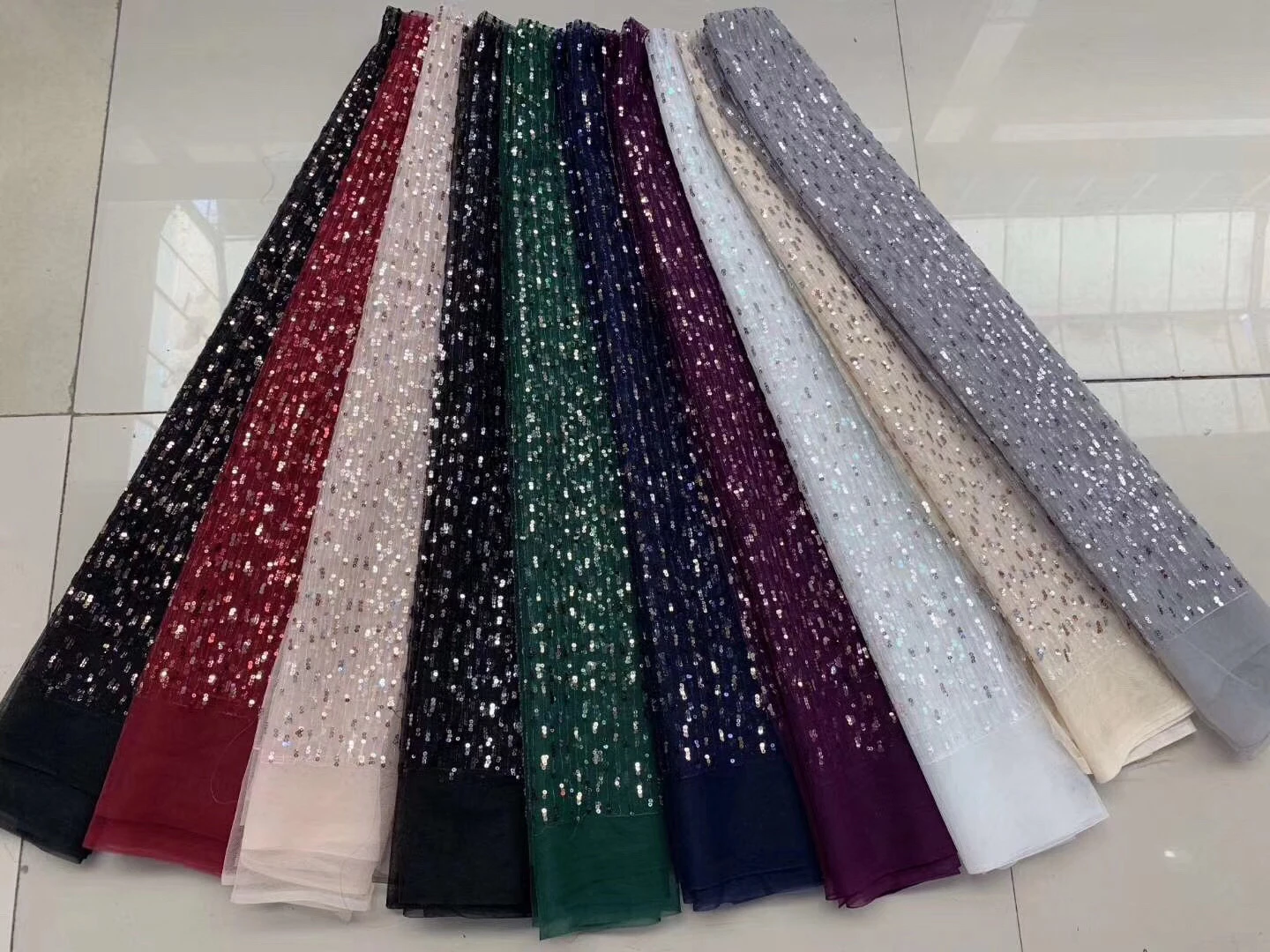 

Green Feather 2019 Latest French Nigerian Laces Fabrics High Quality Tulle African Laces Fabric For Wedding Dress