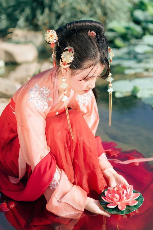 

Chinese -Style Red Hanfu Women Chinese Dress Female Dress & Girl Fairy Princess Traditional HanFu Tang Suit Improved Costume