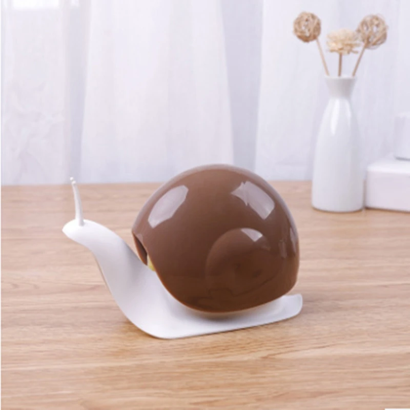 Портативный дозатор жидкого мыла 120 мл многоразовый в форме улитки|Дозаторы