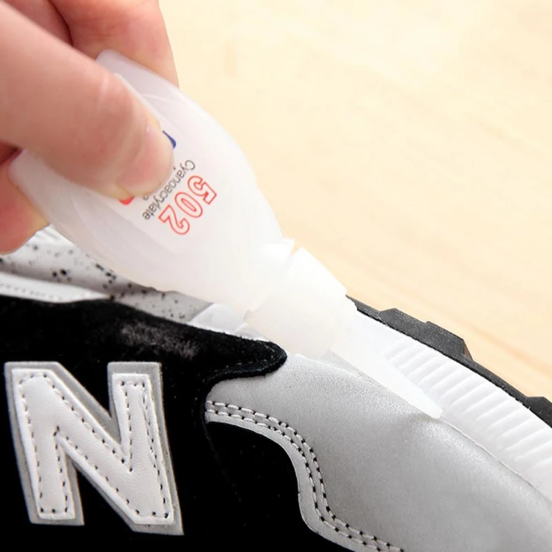 

1 Box Instant Strong Super Glue 502 Cyanoacrylate Adhesive Rubber Paper Stationery Store Leather Craft DIY Liquid Wood W1T8