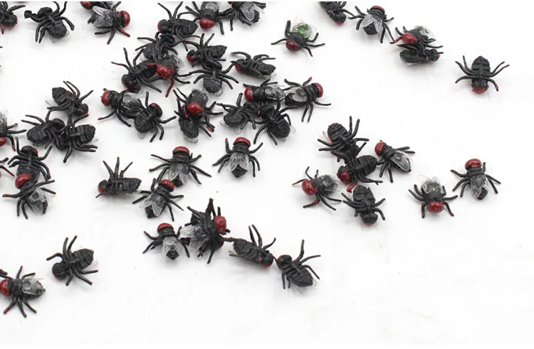 10 pcs/lot Halloween Novelty Funny Spoof toys Simulation Centipede Fly Cockroach Scorpion 4 kinds of insects kids creative gift