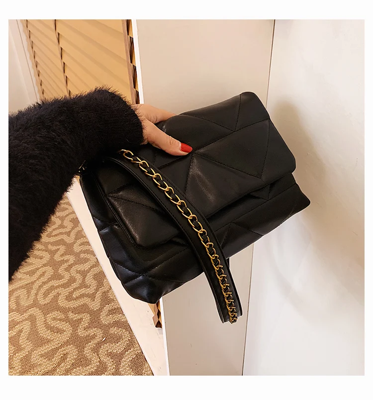 

Retro Style High Capacity 2022 New Tote Bag Commuter Soft Leather Versatile Single Shoulder Messenger Lattice Bag Women