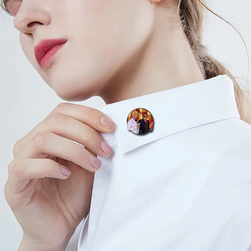 Жесткая эмалированная заколка с изображением ангела и демона вдохновленная