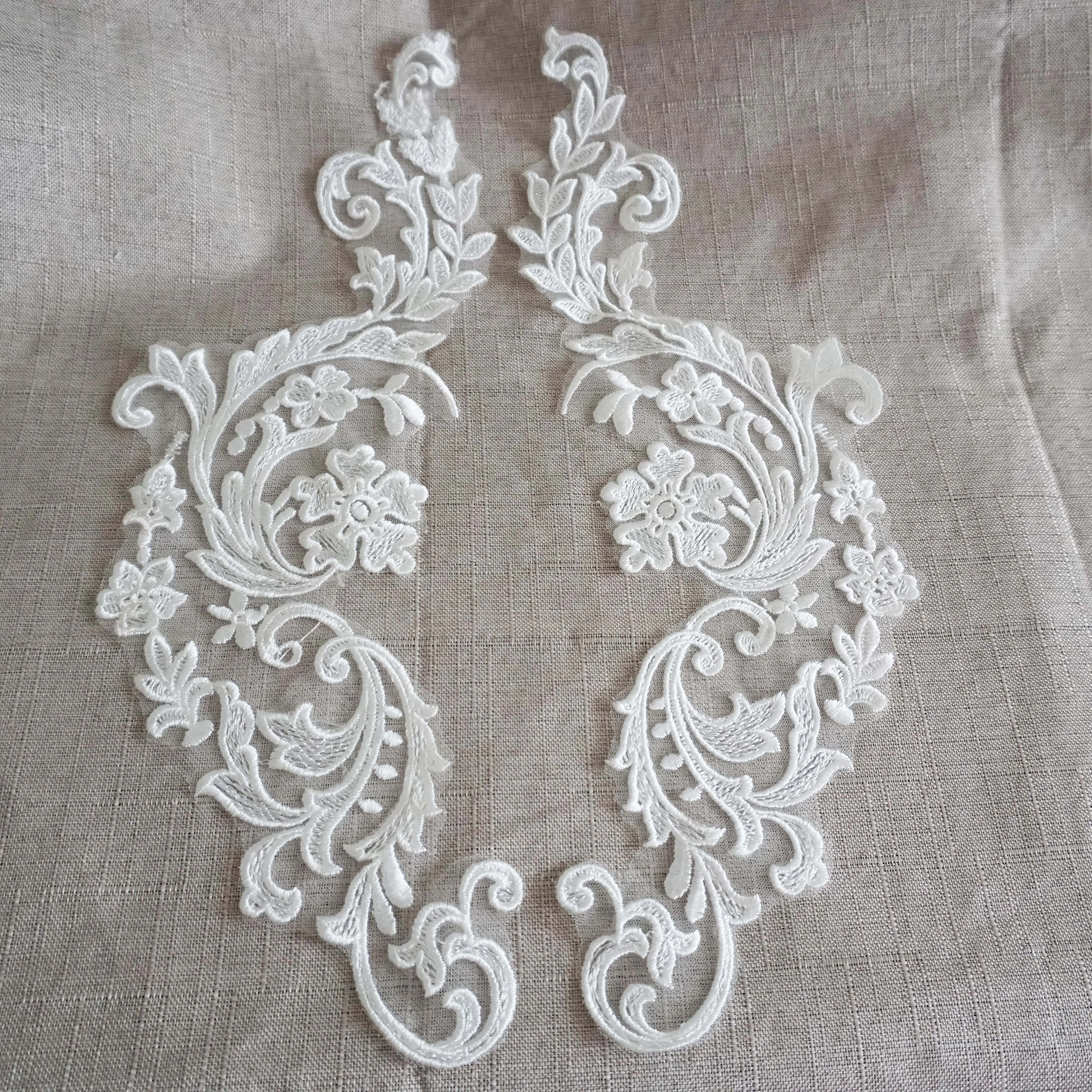

Nice Pattern Flowers Lace Patches Embroidery Wedding Lace Appliques Wedding Dress Gowns Application Rayon DIY Material