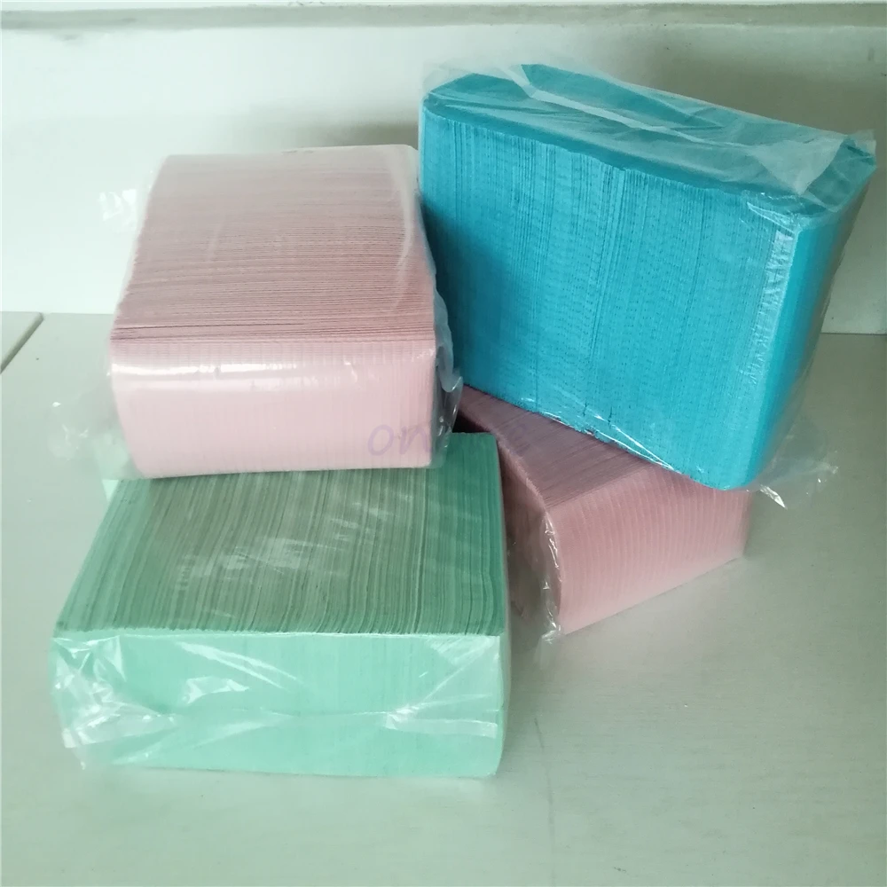 

125pcs Disposable Waterproof Medical Paper Dental Hygiene Neckerchief Wood Pulp Paper Dental Clean Pad Sheets