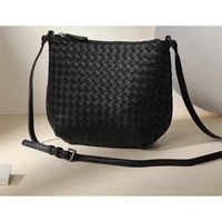 2021 new sheepskin woven handbags solid color fashion casual messenger bag womens leather shoulder bag soft leather bag
