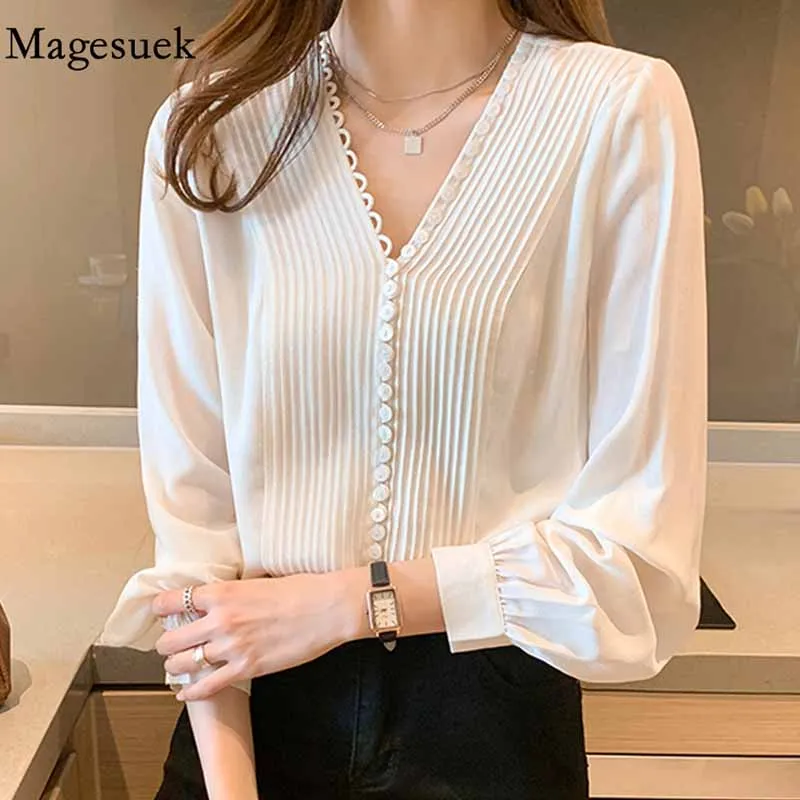 

Fashion V-neck Elegant Women Blouses Pleated Button Up Shirt 2021 Autumn New Silk Long Sleeve Blouse Clothes Blusas Mujer 16106