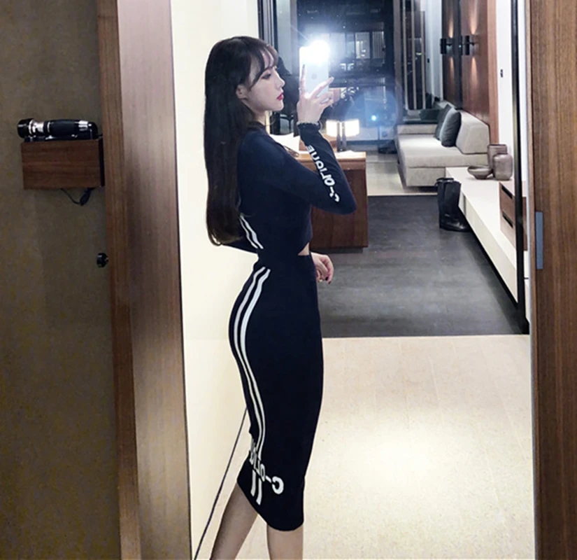 Женский комплект из двух предметов облегающий спортивный костюм Стильный