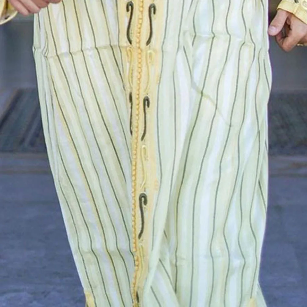 

Islam Abaya Men's Clothing Muslim Dresses For Men Long 2021 O-Neck Color Yellow Patchwork Fashion Loose Male Dress 2021 Summer