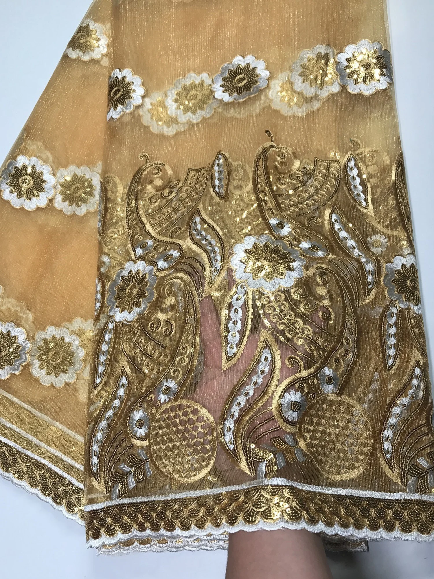 

Красивый дизайн, блестящая вышитая сетчатая кружевная ткань для женского вечернего платья, кружевные африканские золотые блестки, фотомат...