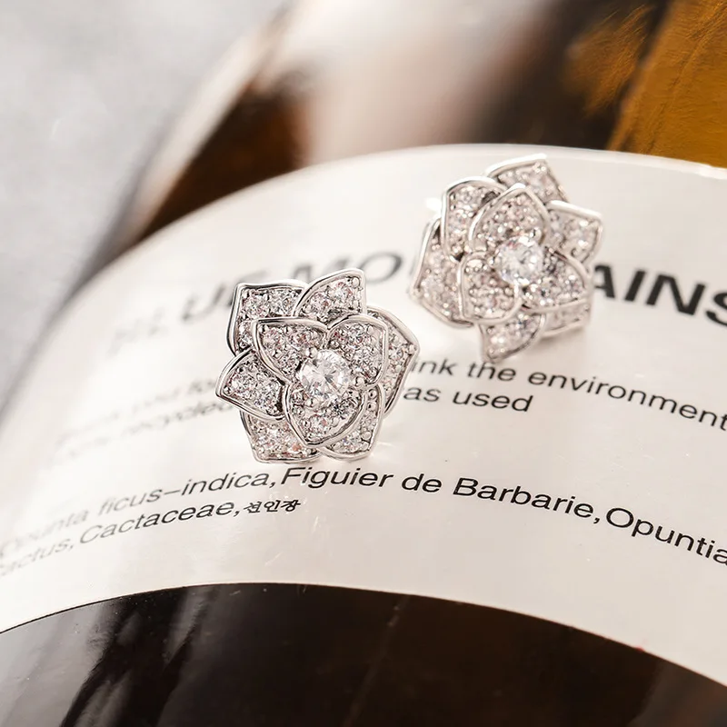 Корейский S925 Серебряные иглы Модные простые темпераментные серьги гвоздики