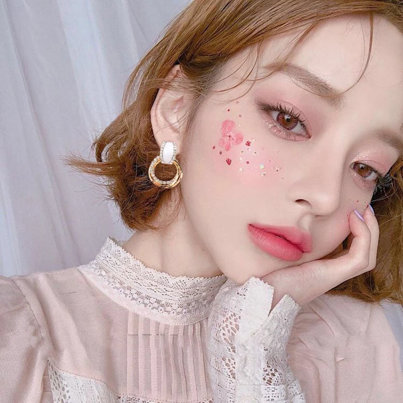 

ZN Brief Pendant Earrings Female Personality Joker Contracted Circle Earrings Eardrop Hipsters Jewelry Women Gift